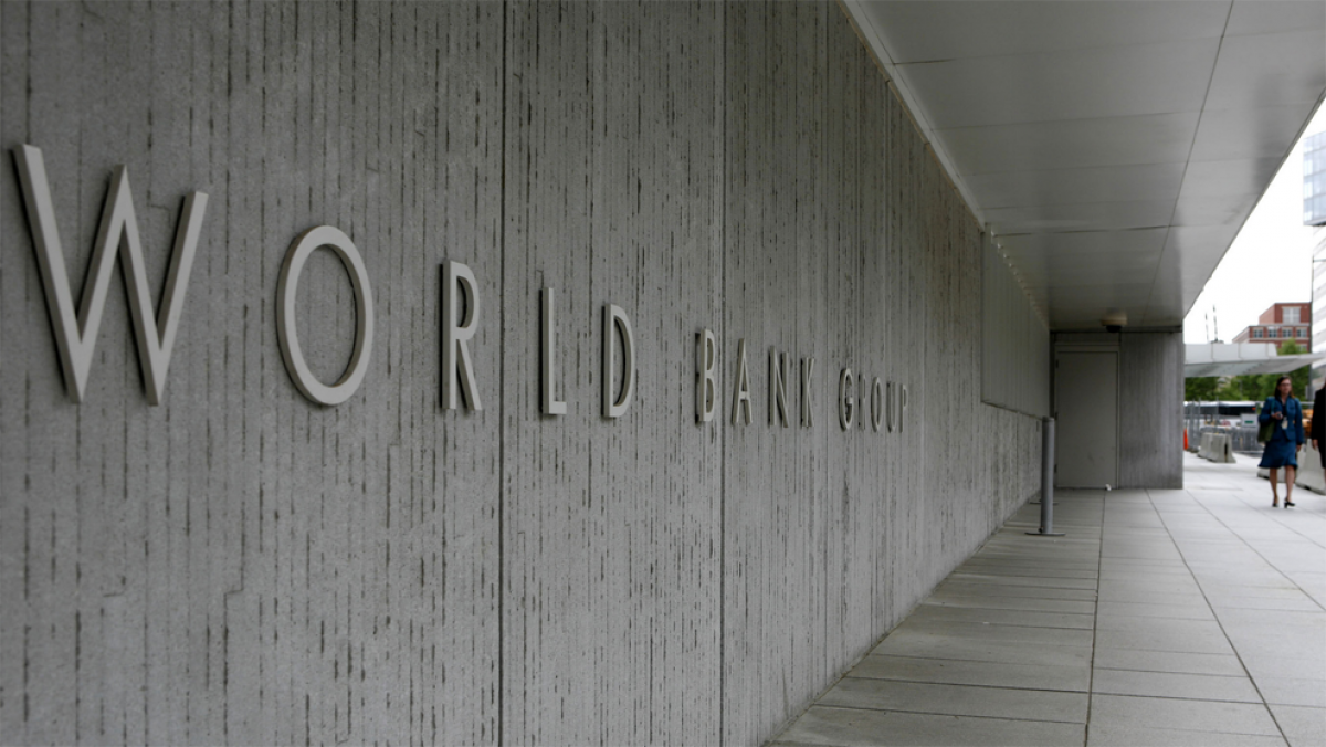 Banca Mondială prognozează intrarea în recesiune a Republicii Moldova 