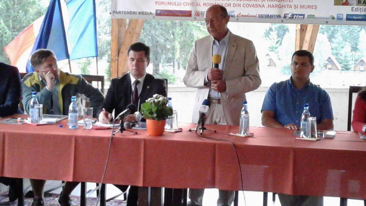 Băsescu: Îi cunosc pe toți politicienii din Moldova, mai puțin pe Plahotniuc, Dodon și Usatîi