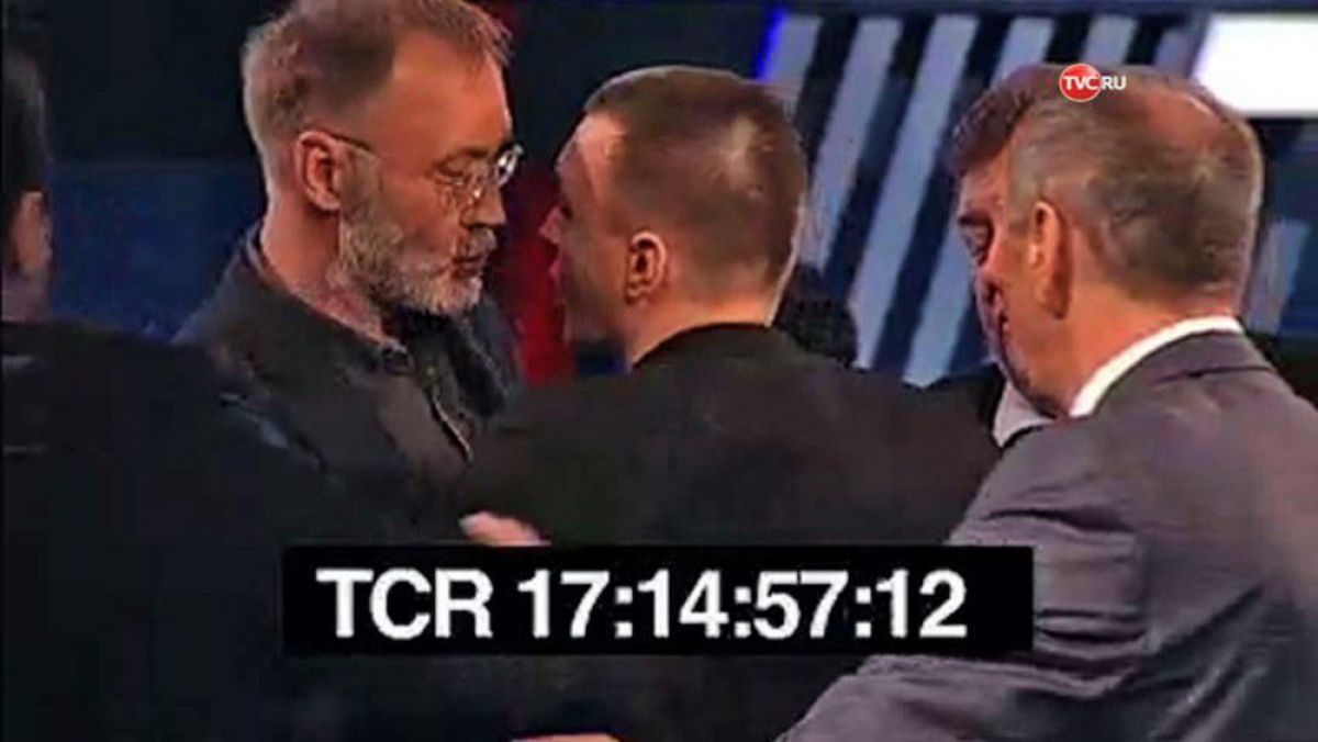 VIDEO. Bătaie la un talk-show din Rusia după ce un jurnalist polonez a spus că „rușii trăiesc în rahat”