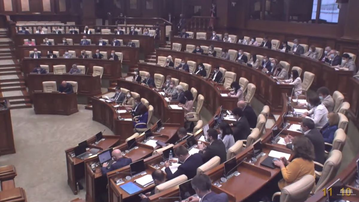 BCS a cerut audierea ANRE la ședința Parlamentului. Propunerea nu a trecut