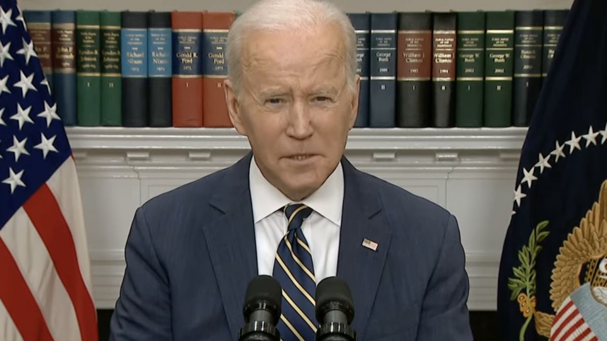 Biden anunță noi sancțiuni pentru oligarhii ruși și atenționează Rusia să nu folosească arme chimice în Ucraina