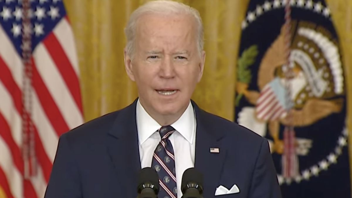 Biden: Cine, în numele Domnului, crede Putin că îi dă dreptul să declare noi așa-zise țări pe teritoriul vecinilor? Președintele american dictează sancțiuni împotriva Rusiei (VIDEO)