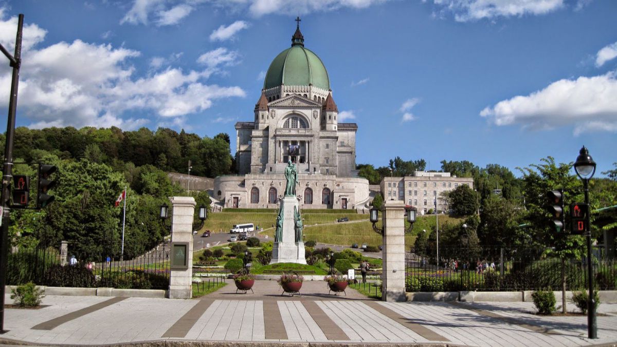 Bisericile din orașul canadian Montreal plătesc taxe