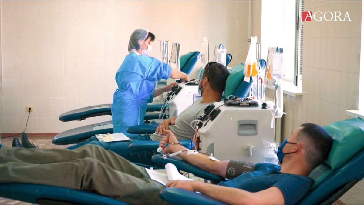 Bunătate la litru. Cine sunt donatorii de sânge și ce îi mișcă să facă fapte bune (VIDEO)