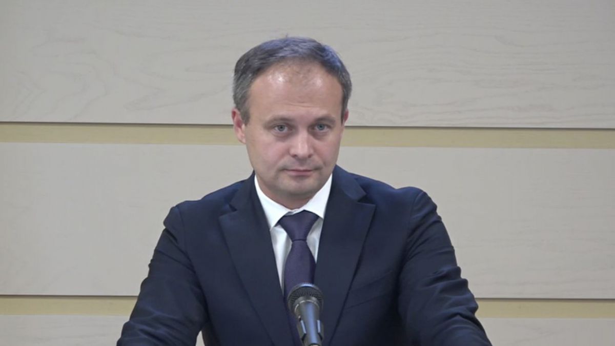 Candu afirmă că proiectul care oferă „bonusuri” ofițerilor SIS nu are legătură cu expulzarea profesorilor turci