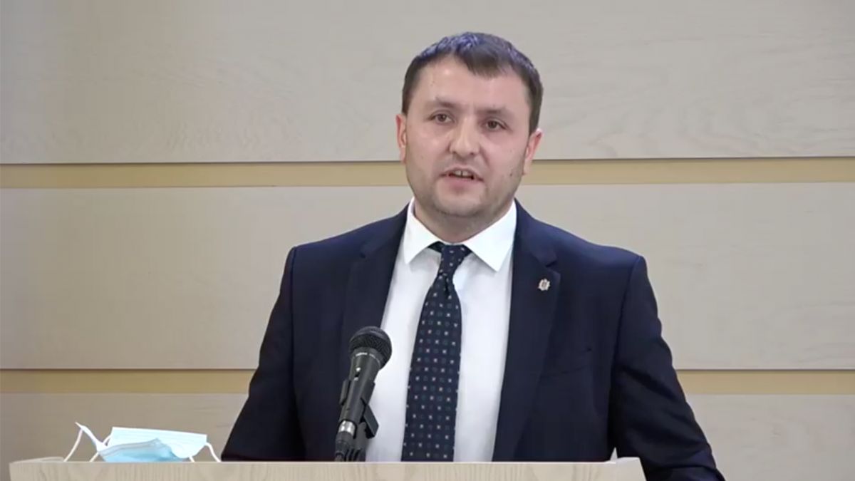 Cariera Micăuți: Ar fi fost extrase ilegal peste 1,4 milioane de metri cubi de zăcăminte minerale. Un deputat sesizează PG și Ministerul Agriculturii
