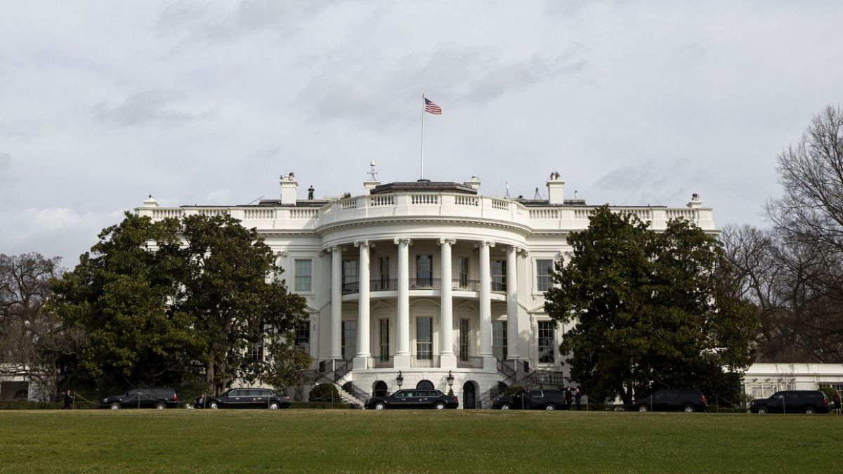 Casa Albă încearcă să calmeze spiritele, după ce Trump a sugerat amânarea alegerilor: Scrutinul va avea loc la timp