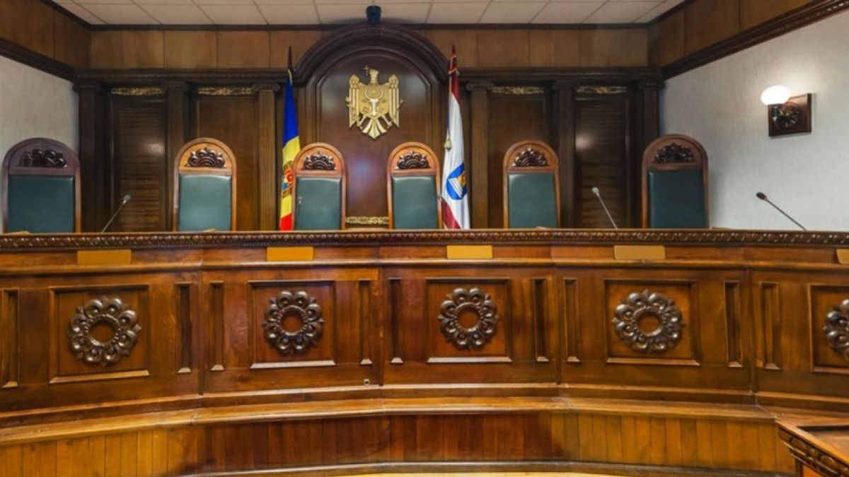 CC motivează decizia care a dus la anularea creditului rus. Constată „o serie de vicii” și conchide că acesta putea îndatora țara