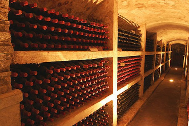 Moldova are trei companii vinicole de stat. Cum sunt remunerați directorii