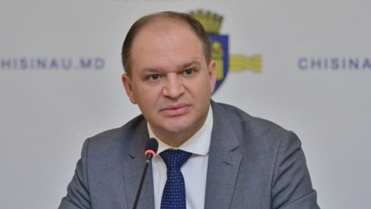 Ceban, supărat pe consilierii socialiști: Regret foarte mult că foștii mei colegi bat mână PAS-ului și fac front comun anti-primar