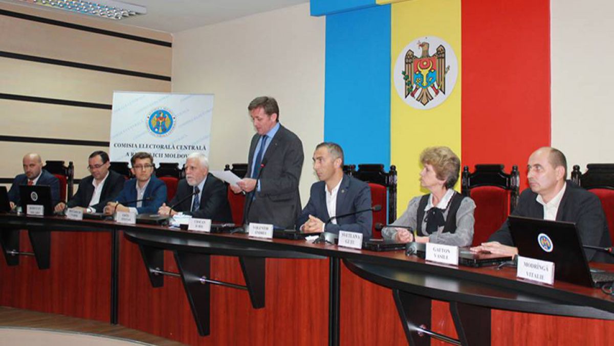 CEC a condamnat declarațiile lui Ștefan Urîtu de la mitingul de duminică