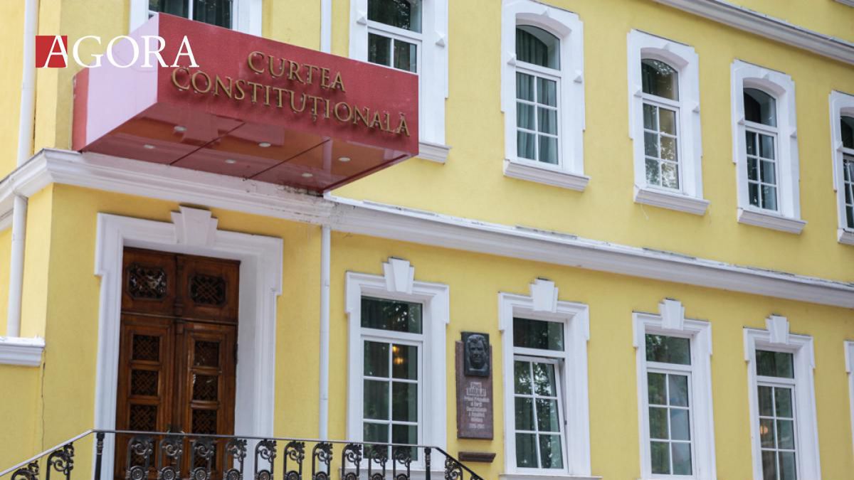 Cei 14 deputați ex-comuniști contestă decretul de desemnare a lui Ion Sturza