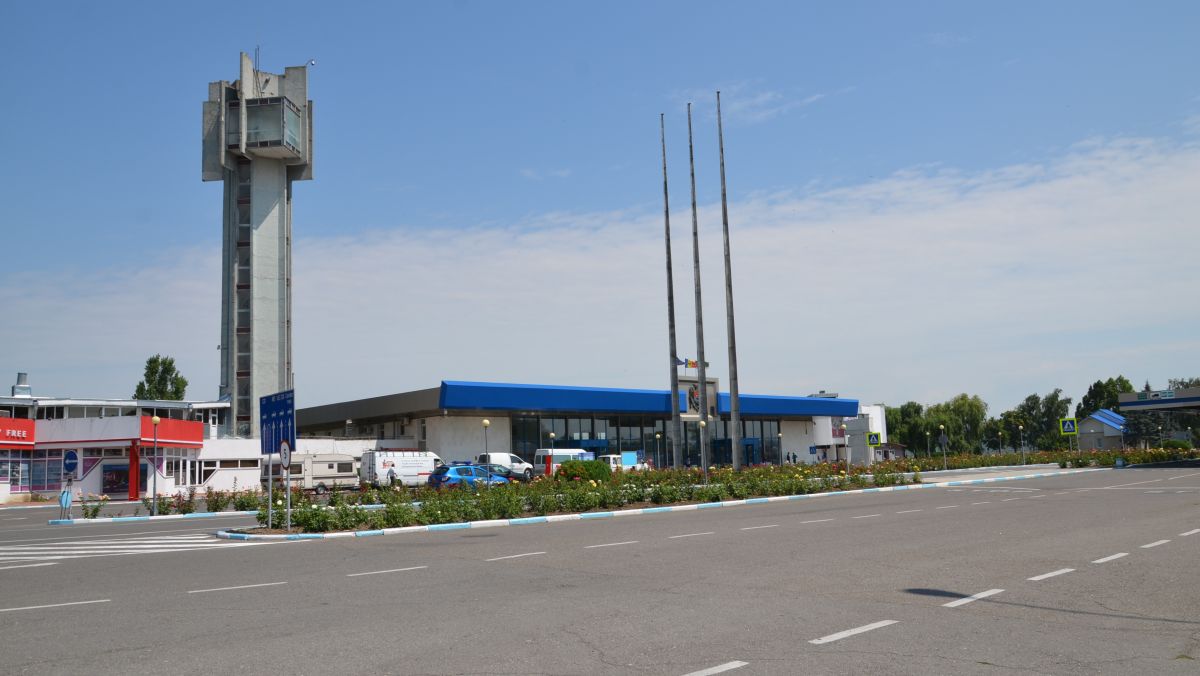 Cele peste 1,6 milioane de euro introduse prin contrabandă la vama Leușeni în aprilie 2020 - confiscate în totalitate la bugetul de stat
