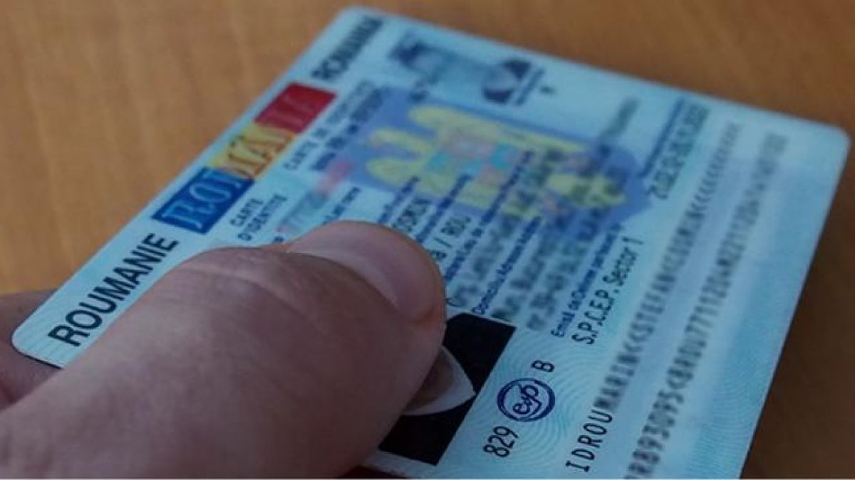 Cetățenii români care nu pot dovedi că locuiesc la adresa din buletin ar putea rămâne fără actul de identitate