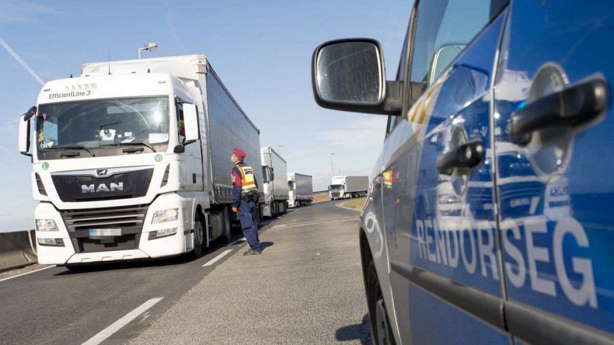 Cetățenii români pot traversa în continuare Ungaria, în aceleași condiții