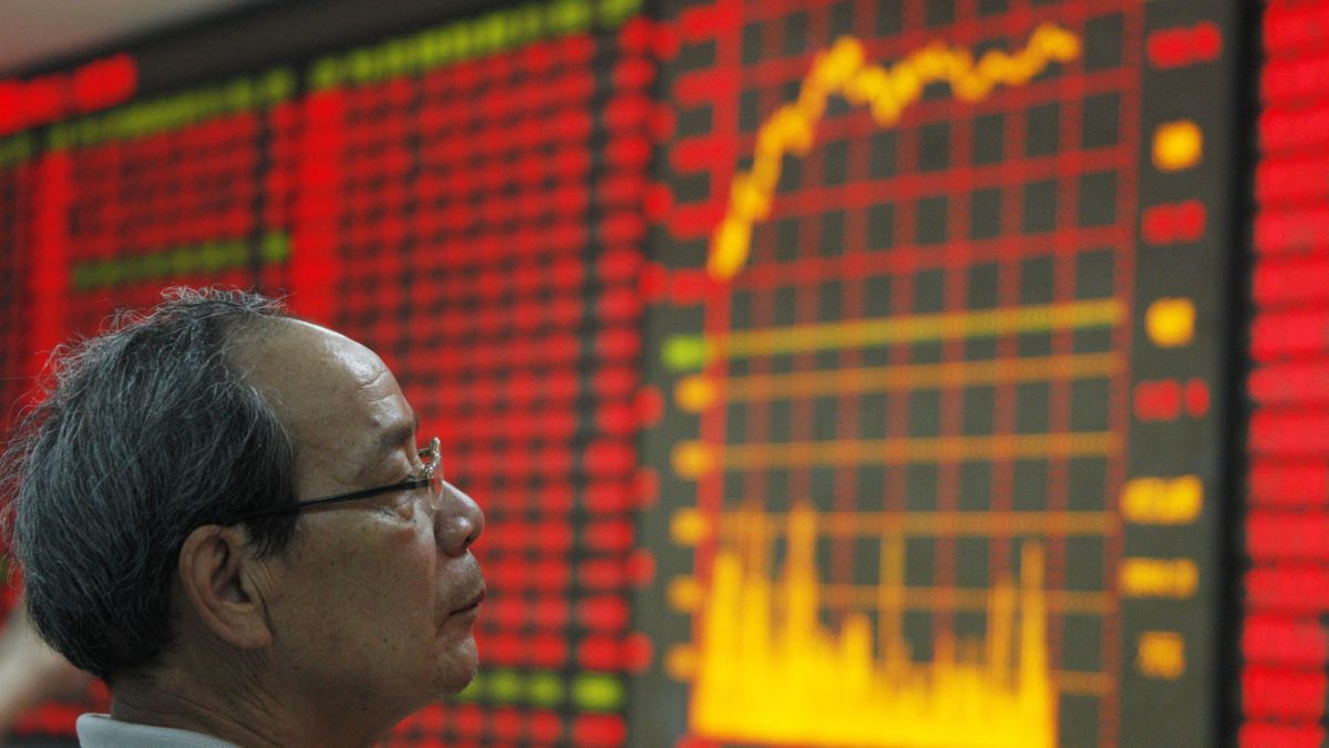 Chinezii au investit în afara țării peste 145 miliarde de dolari, în 2015