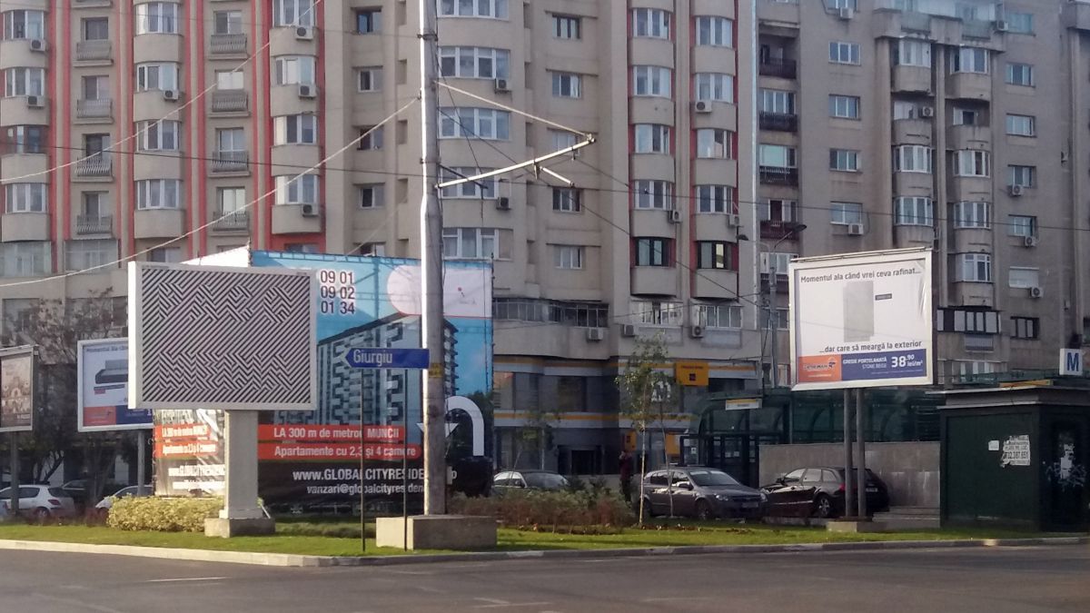 Chișinău: Panourile publicitare amplasate ilegal vor fi integrate pe o hartă online