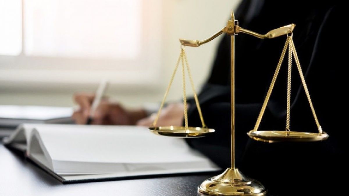 Cinci judecători, scoși de sub urmărire penală în dosarul „Laundromat”, cer să fie repuși în funcție. Iată cine sunt