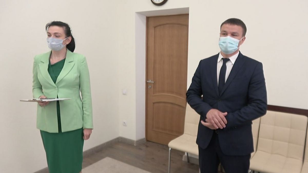 Unul cu avere donată de părinți, iar altul cu funcție similară după plecarea PD. Cine sunt candidațIi la funcția de procuror general interimar