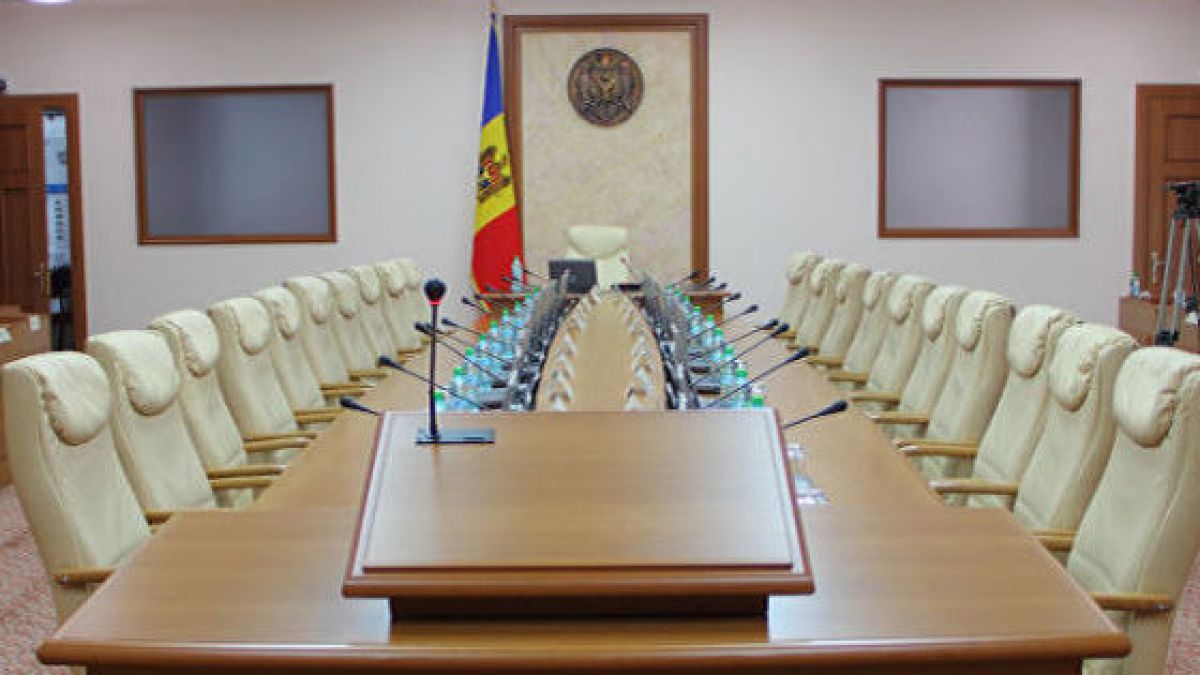 Comisia Situații Excepționale se convoacă în ședință. Slusari: „Vor să propună starea de urgență în sectorul energetic”