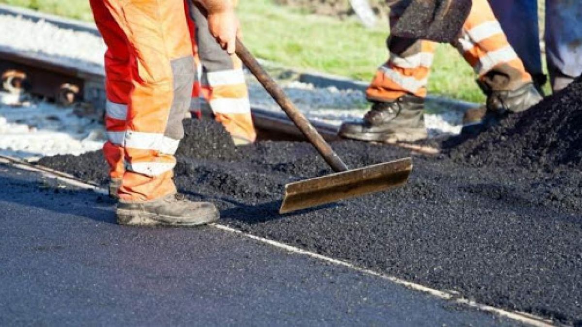 Compania ce repară porțiunea de traseu Chișinău-Strășeni riscă penalități: Lucrările întârzie din cauza problemelor financiare
