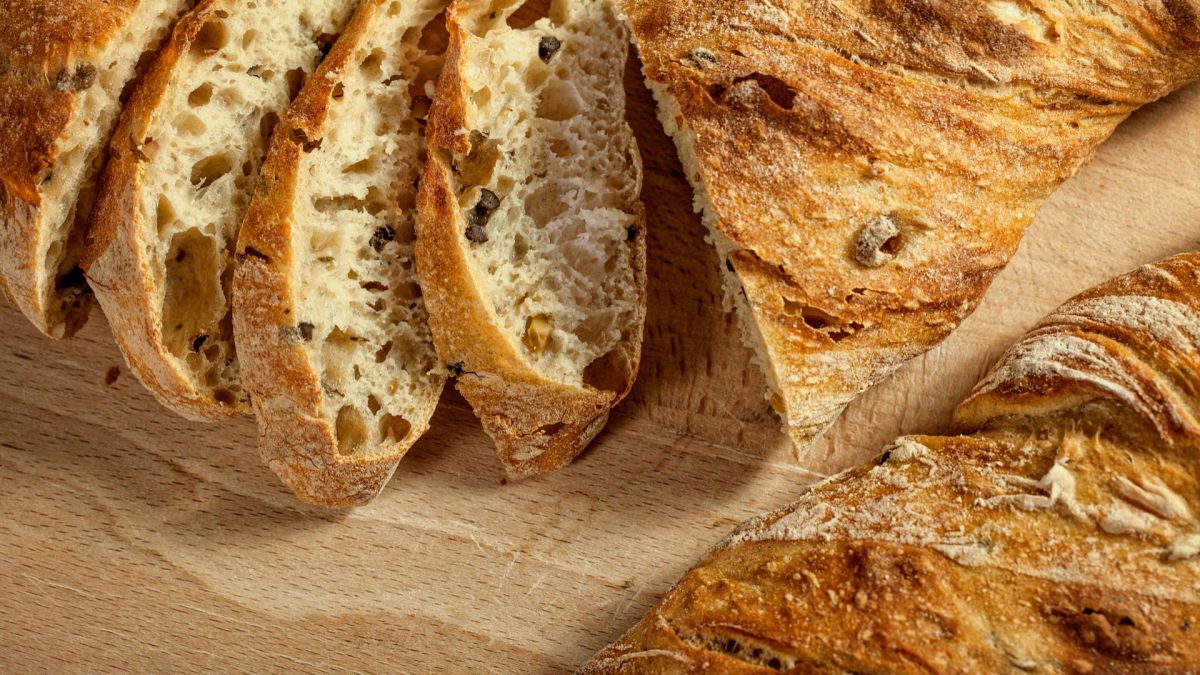 Consiliul Concurenței va investiga majorarea prețurilor la pâine