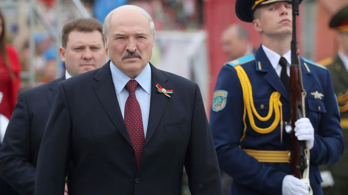 Consiliul Uniunii Europene aprobă impunerea de sancţiuni Belarusului