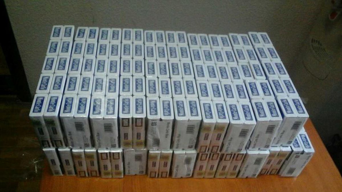 Contrabandă cu țigări la mai multe puncte vamale din țară. Peste 13 000 de țigarete nedeclarate, confiscate de vameși