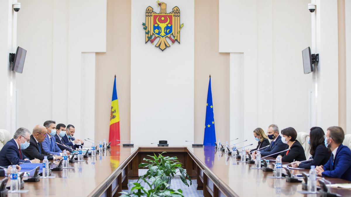 Convenția pentru evitarea dublei impuneri și prevenirea evaziunii fiscale cu privire la impozitul pe venit, pe agenda Guvernelor de la Chișinău și Paris