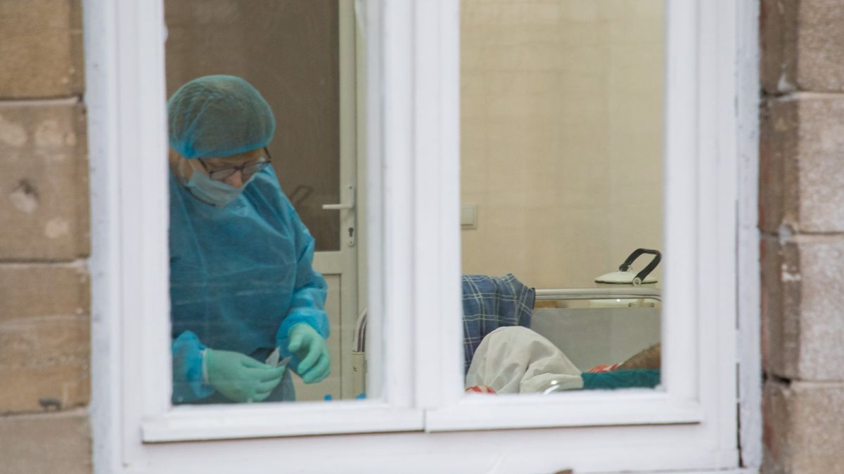 COVID-19 a mai făcut două victime. Bilanțul deceselor a urcat la 171 de cazuri