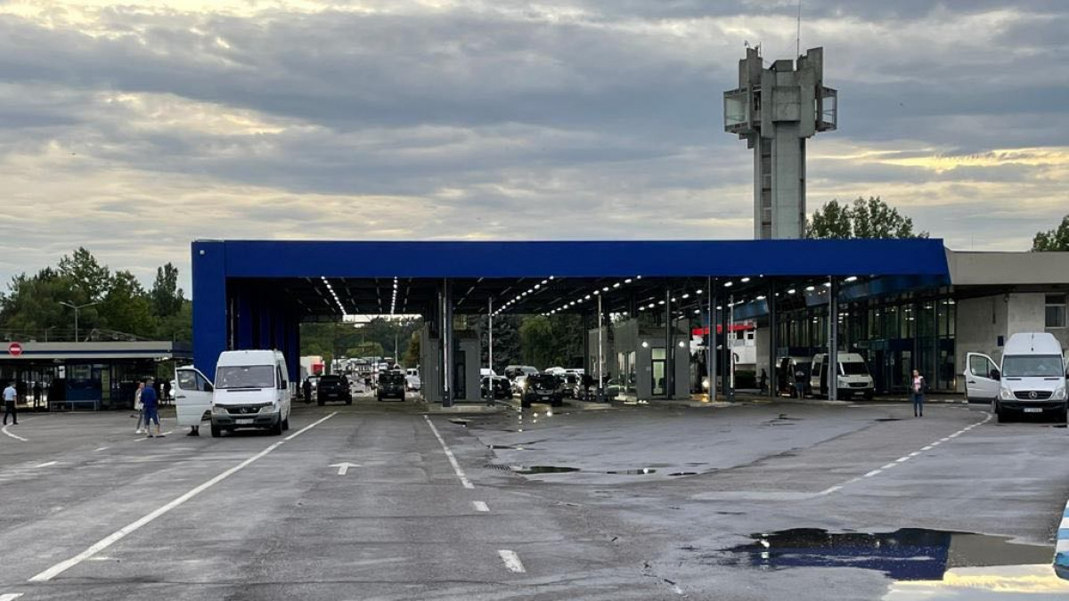 Crește capacitatea de lucru a punctului de trecere a frontierei Leușeni: Au fost deschise cinci noi piste de control