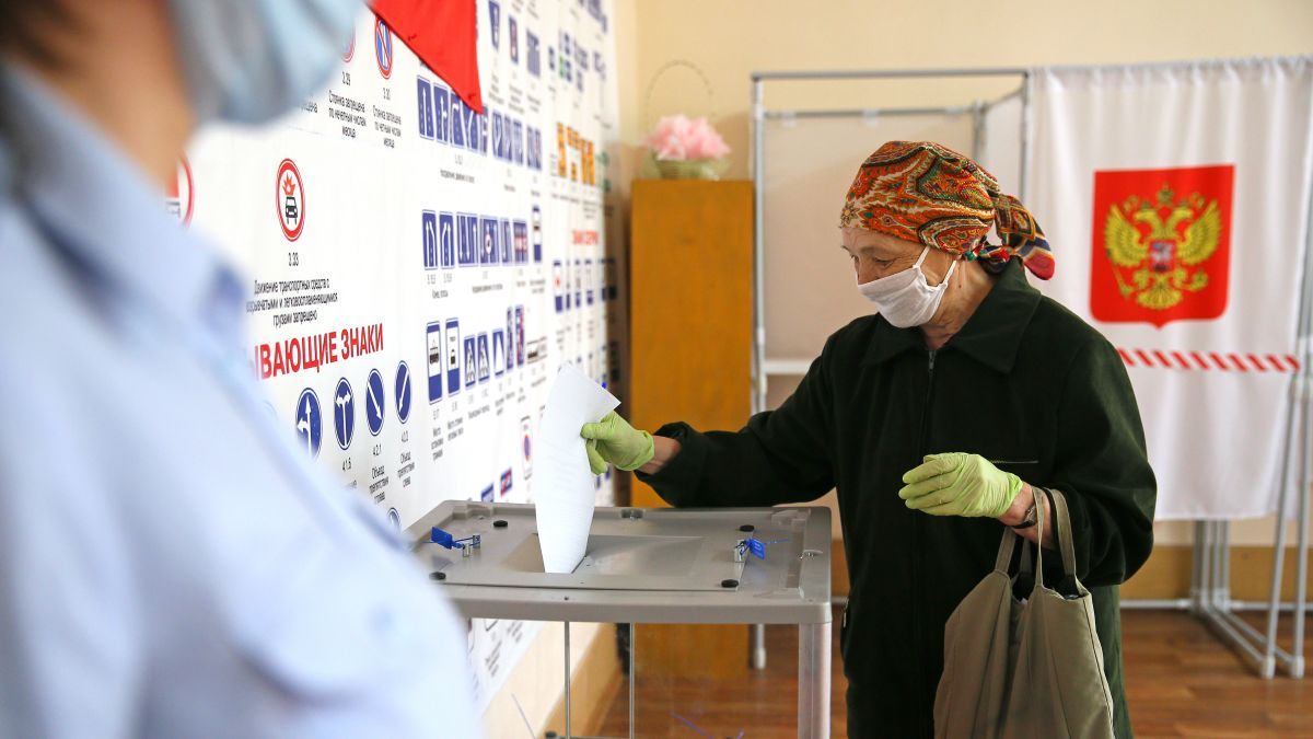 Cu trei zile înainte de încheierea referendumului în Rusia: 76% dintre ruşi au votat până acum în favoarea reformelor constituţionale
