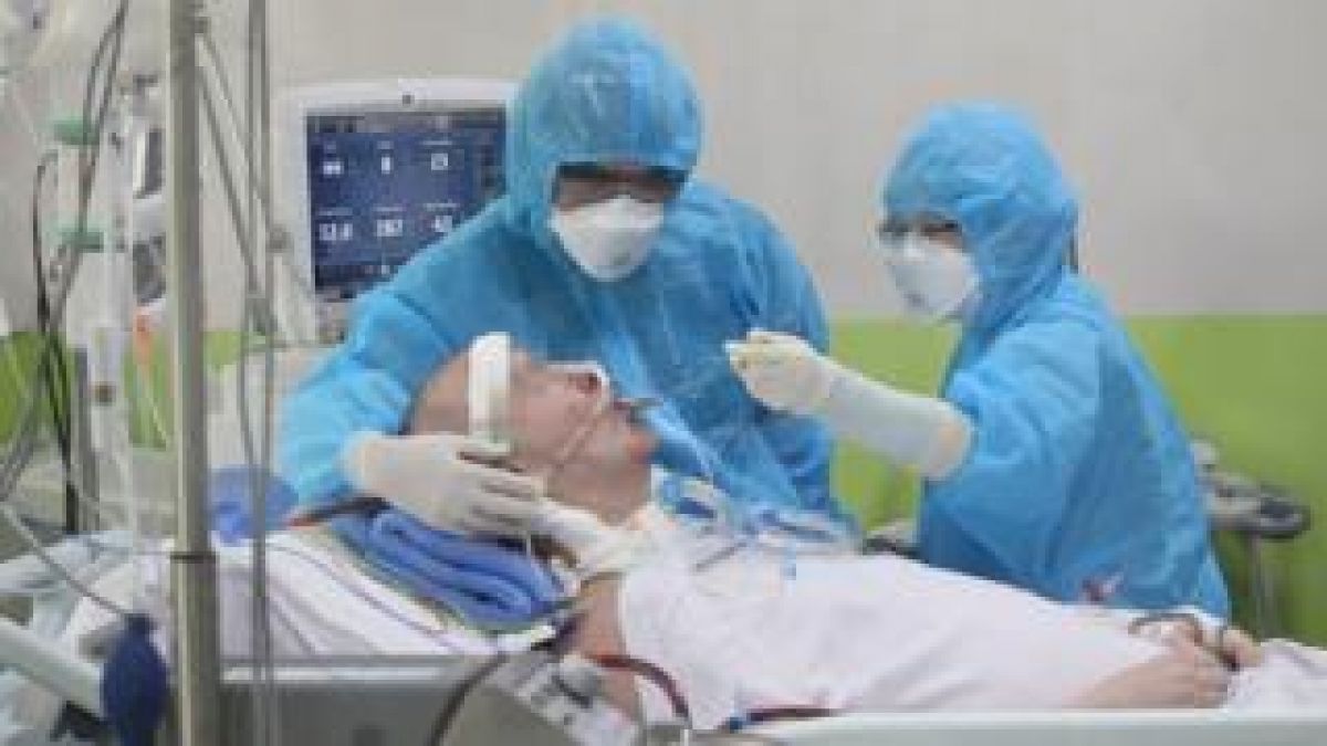 Medicii vietnamezi au reușit să salveze un pacient britanic cu COVID-19, aflat în stare extrem de gravă. Țara nu a înregistrat niciun deces cauzat de coronavirus