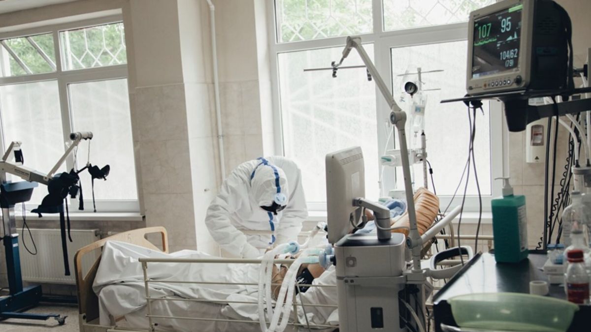 Cum vor vota alegătorii care pe 1 noiembrie vor fi internați la spital. Particularitățile procedurii de vot, stabilite de CEC