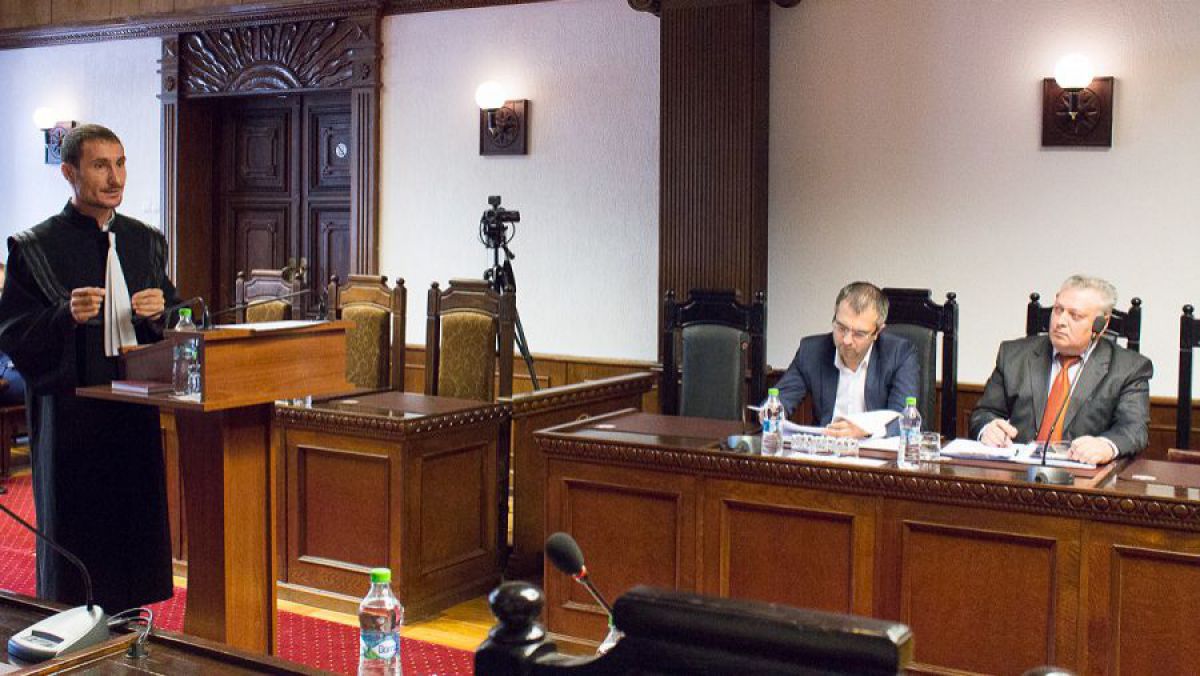 Curtea Constituțională i-a dat dreptate unui avocat care a pus la îndoială o hotărâre a Guvernului