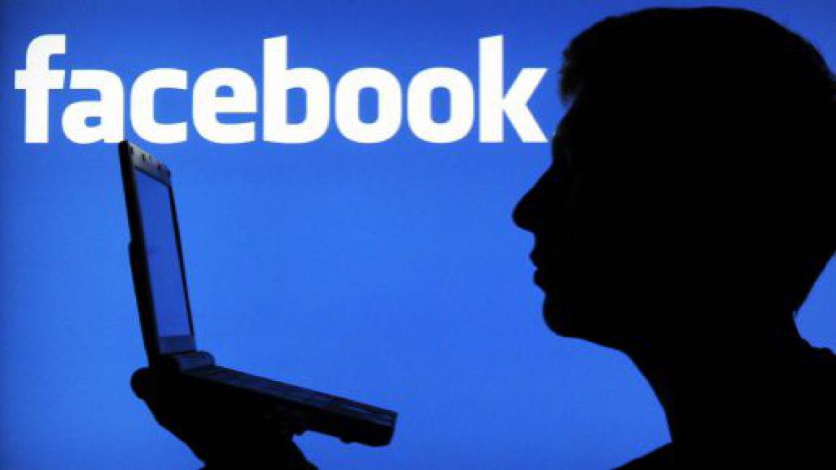 De ce Facebook ar putea să îți închidă contul