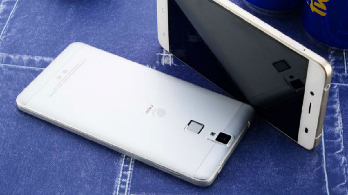Debutul Pepsi pe piața smartphone-urilor