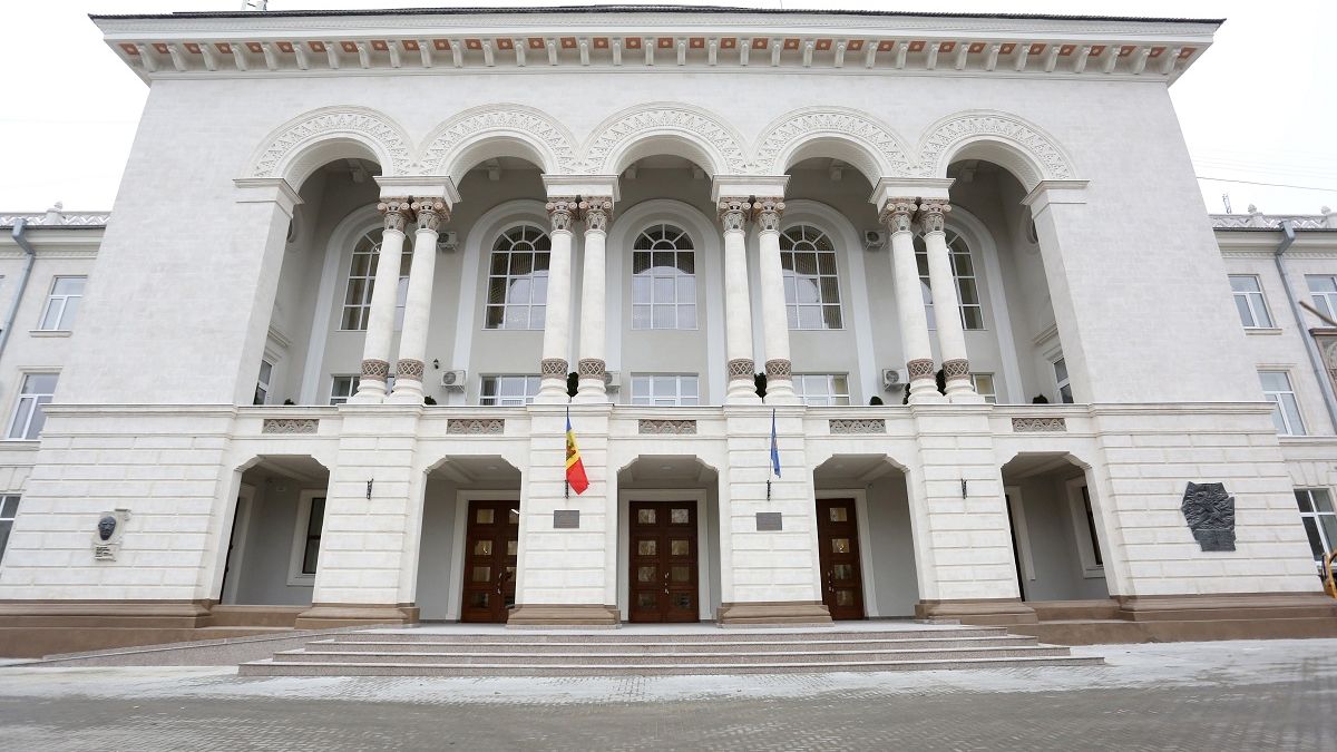 Decis! Activitatea procurorului general poate fi evaluată anual