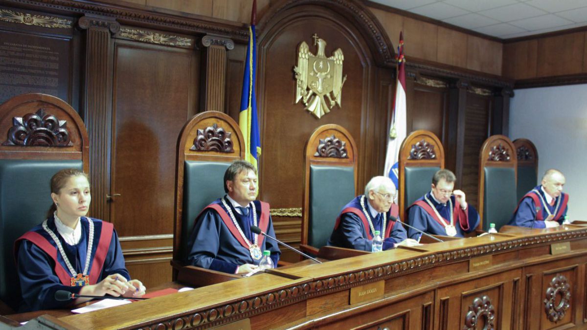 Decretul lui Dodon, „făcut praf” de CC. Lista de motive pentru anularea referendumului și concluziile Curții