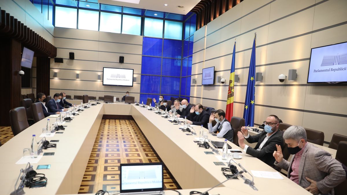 Denis Ulanov, la un pas de a rămâne fără imunitate de deputat: Comisia juridică propune aprobarea cererii procurorului general