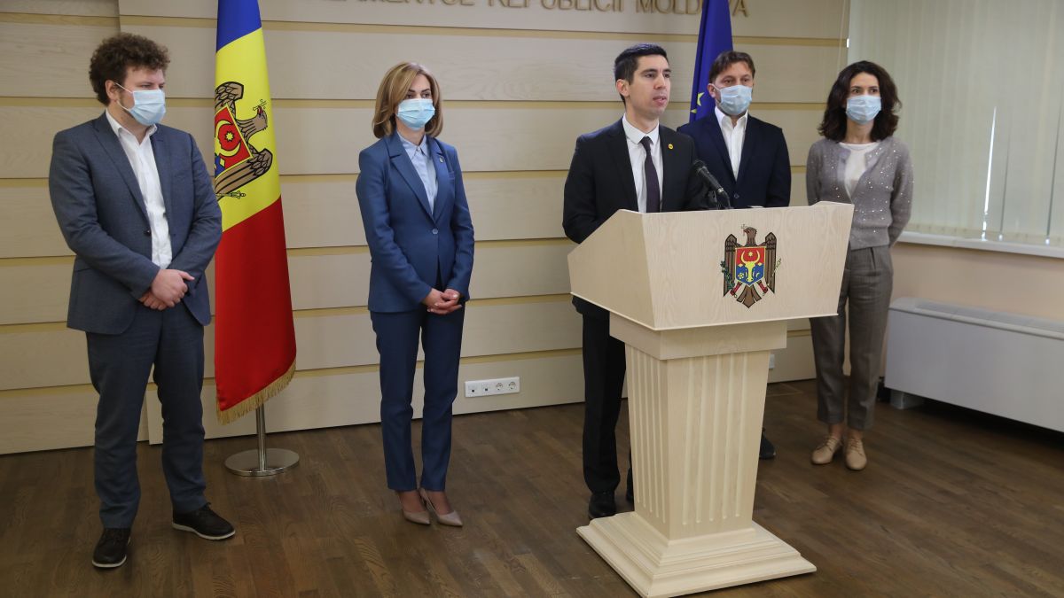 Deputații PAS, la primele 100 de zile de mandat: Ce realizări au enumerat