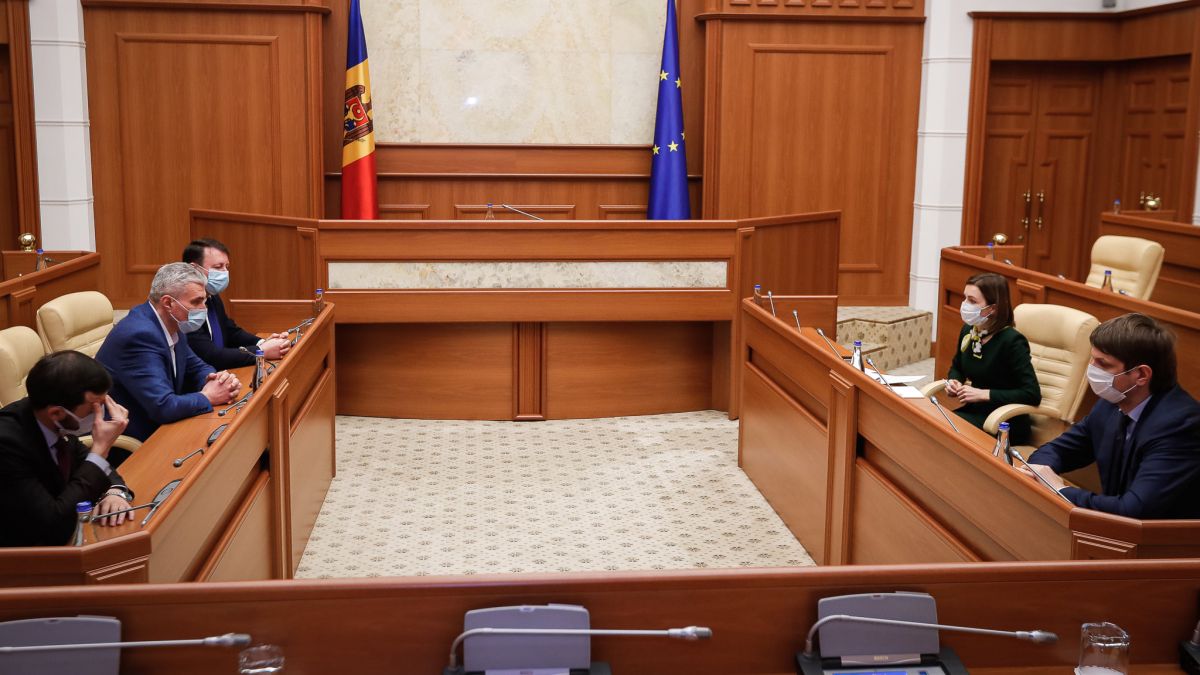 Platforma DA, la consultări cu Maia Sandu. UPDATE: Sunt trei căi, una fiind un Guvernul pe termen scurt, asumat de formațiune (LIVE)