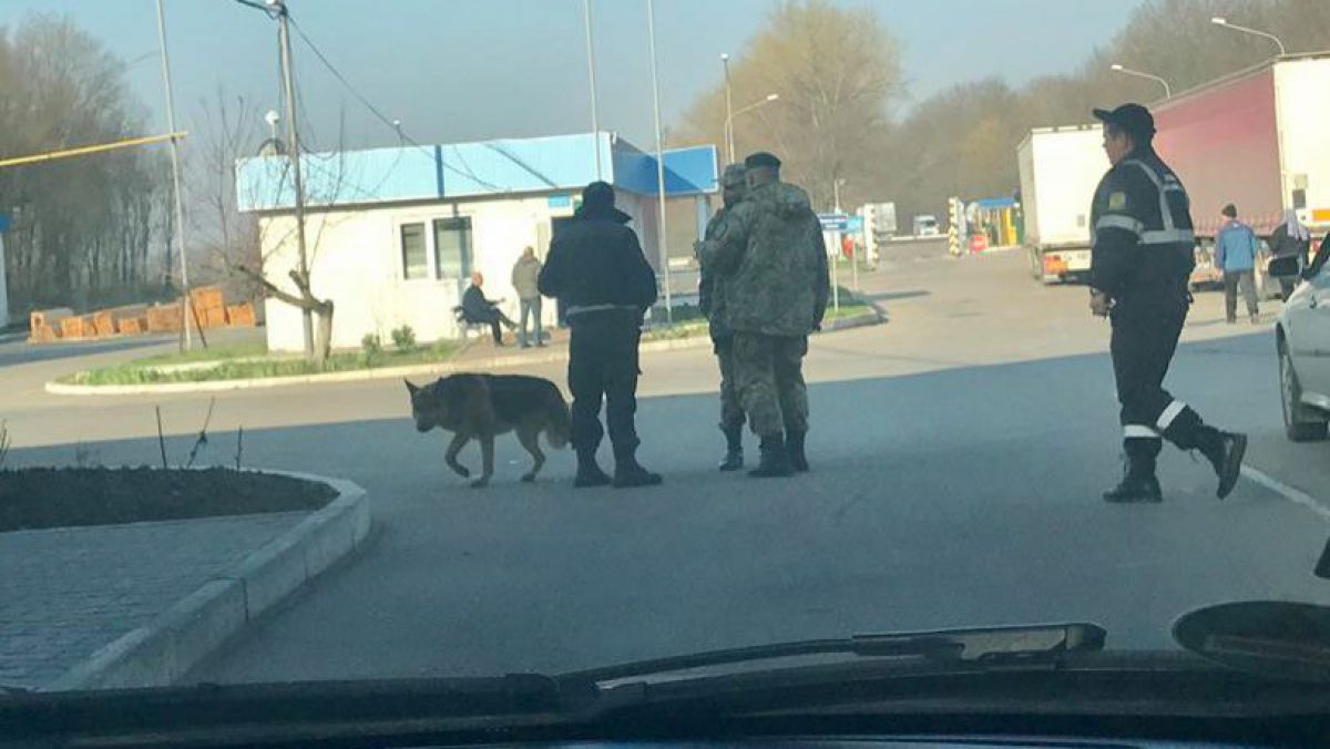 Deputatul român Constantin Codreanu are interdicție de a intra pe teritoriul Ucrainei