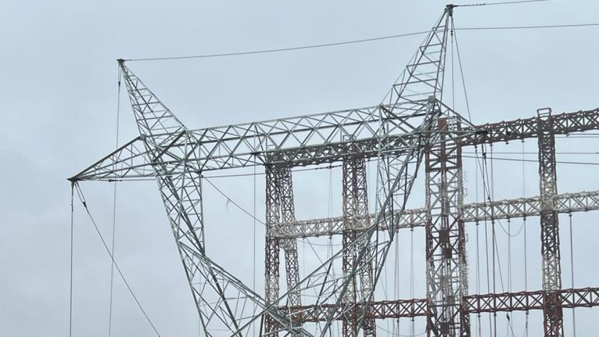 Detalii despre linia electrică aeriană Vulcănești - Chișinău: Pilonii de tip R-30 au trecut testările