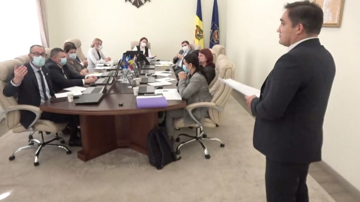 Dezbateri aprinse la ședința CSP! Procurorul general Alexandr Stoianoglo a intervenit în cadrul ședinței fără a fi invitat (FOCUS)