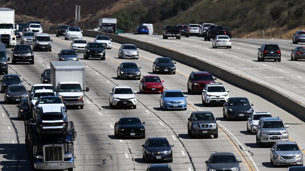 Din 2035, în California vor putea fi vândute doar mașini cu zero emisii poluante