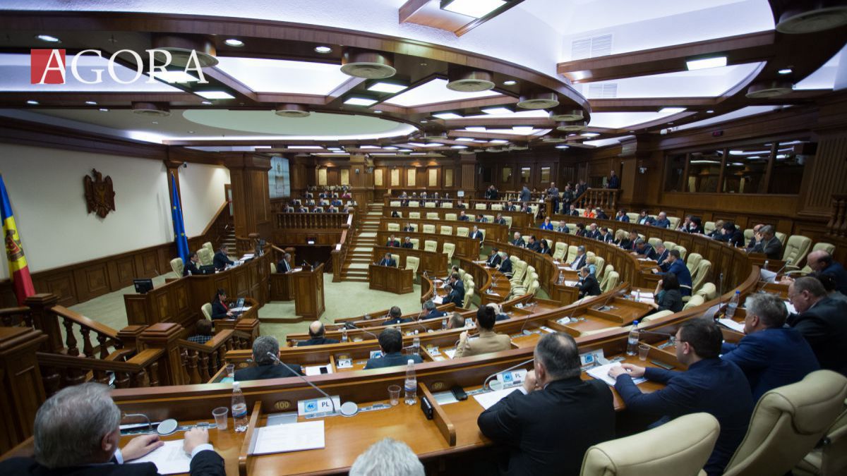 Discuții la Parlament: Coruperea alegătorilor, legală în cadrul alegerilor prezidențiale?