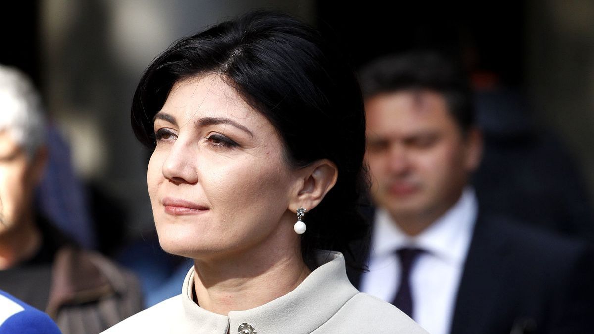 DOC. Silvia Radu și-a declarat averea: O casă, trei mașini, zeci de terenuri și un credit de jumătate de milion de lei
