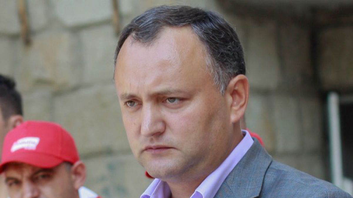 Dodon a calficat „neprietenoasă” decizia Guvernului privind posibila anulare a vizitei lui Rogozin 