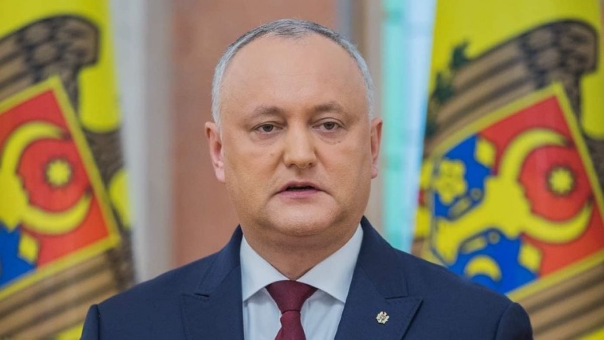 Dodon a dezvăluit numele femeii infectate cu coronavirus. Expert: „Au fost încălcate drepturile pacientei”